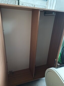 Plechové skříně 3x a 1x dřevěná - 3