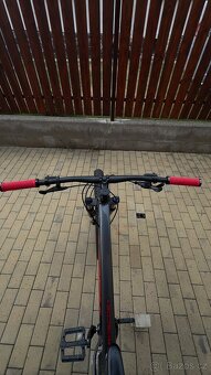 Trek Roscoe 6 – trail bike 27,5”, zdvih 140 mm, teleskopka - 3