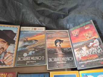 Prodám originál videokazety starší DVD +filmy, - 3