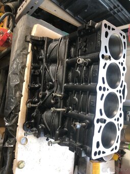 Motor 1.9 tdi AVB 74kw - 3
