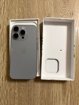 iPhone 16 Pro 128GB přírodní titan - 3