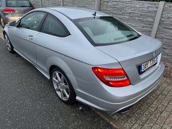 Mercedes Benz C 220 CDI 85000 km nové v ČR  - 3