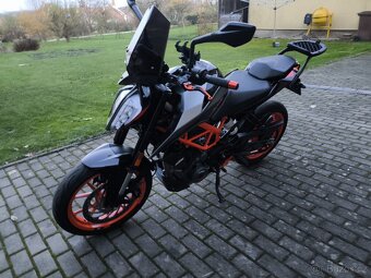KTM 390 Duke - 3