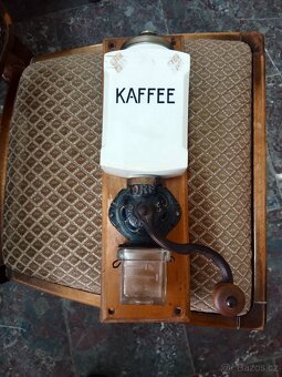 Mlýnek na kávu - 3