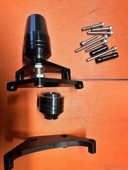 Ducati Panigale v4 padáky padací protektory crash bobbins - 3