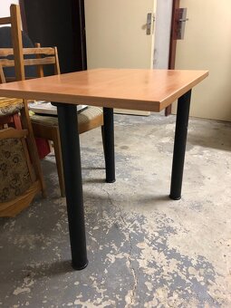 Pracovní stůl menší - 3