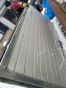 Garazova plastova vrata - 3