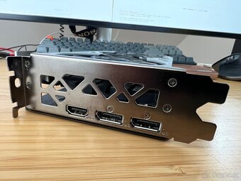 EVGA GeForce GTX 1650 4 GB GDDR5 - 3