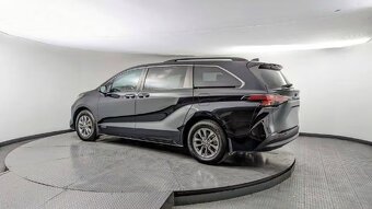 2021 TOYOTA SIENNA LE HYBRID - 8 miest - 3