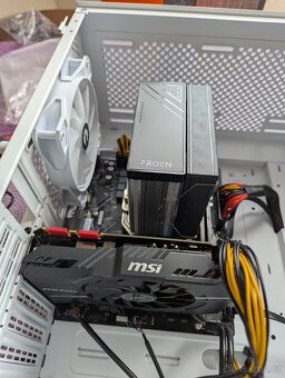 Výkonné PC  se zárukou. - 3