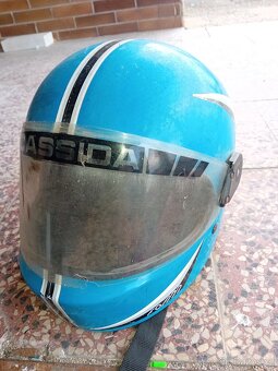 Retro přilba na motorku - 3