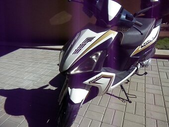 YUKI 125 - 3