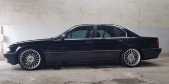 Bmw E38 728i - 3