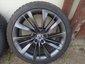 Alu kola Acamar, Škoda Superb 3, 5x112 r19 - 3