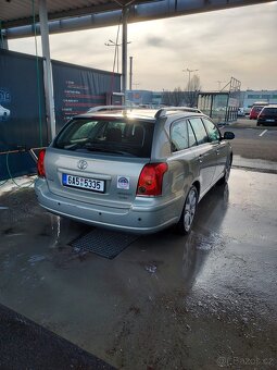 Toyota Avensis combi 2.2 110kw - 3