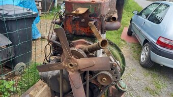 Zetor 25A/motor - 3