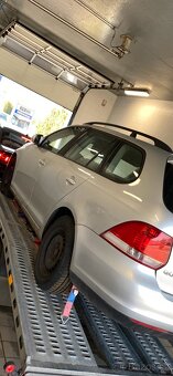 Volkswagen Golf 5 combi 1.9 tdi DÍLY - 3