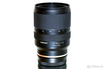 Sony E Tamron 17-28 mm f/2,8 + UV filtr TOP STAV - 3