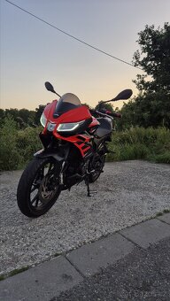 Aprilia tuono 125 - 3
