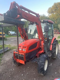 Traktor Kioti EX 50 z čelním nakladačem - 3
