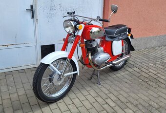 Jawa 250 (592) prestavba na SPORTKU - 3