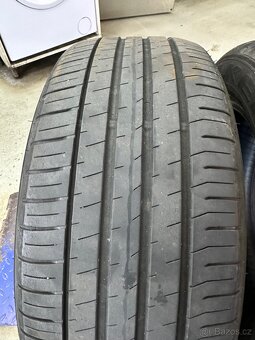 Pneu 215/55 r16 - 3
