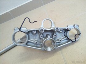 Fjr 1300 brýle, stupačky - 3