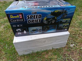 RC auto na ovládání, Revell speed drift - 3