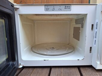 Mikrovlnná trouba Whirlpool - 3