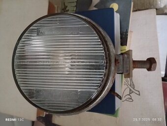 Staré kontrolky a jiné součástí auto moto - 3