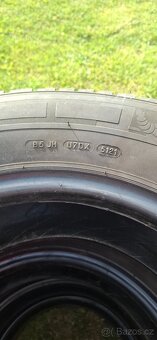 Michelin agilis camping 225/75 R16 C - 3