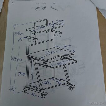 PC stolek pro harmonickou práci/studium (mobilní, na kolečká - 3