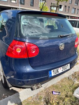 Volkswagen Golf V – 1.6 75 kW – spolehlivý a udržovaný vůz - 3