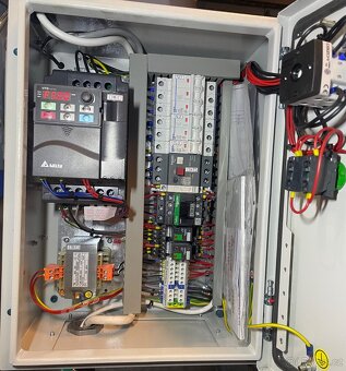 Stojanová vrtačka VS20 - 3