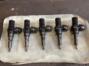 Vstřiky 2.5tdi BAC 128kw R5 - 3