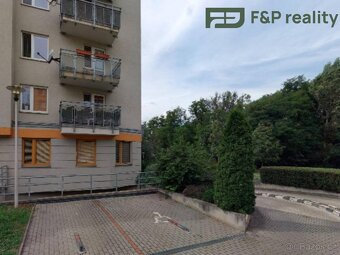 Prodej garážového stání, Libeň - 3