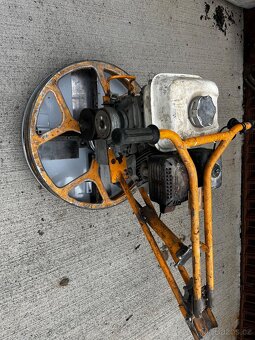 Hladička betonu 60 - 3