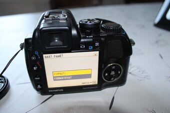 OLYMPUS SP- 570UZ - 3