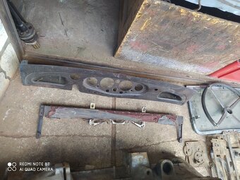 Díly na předválečné Mercedesy - 3