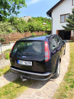 Ford Focus MK2 1.6i Ghia - 3