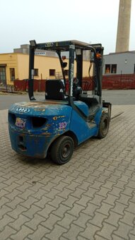 Vysokozdvižný vozík Komatsu - 3