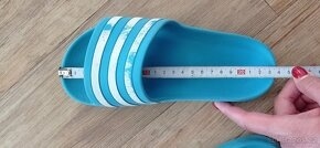 Pantofle Adidas (vel. UK 4) - 3