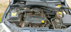 Prodám Opel Corsa C 1.2 59kW.-STK - ještě 18 měsíců - - 3