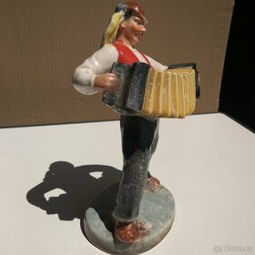 Keramická soška Harmonikář - Ditmar Urbach - 3
