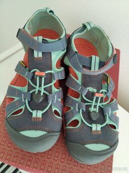 Boty Keen CNX vel. 38 - 3