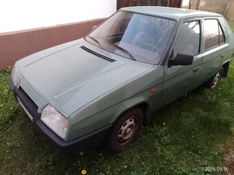 ŠkodaFavorit - 3