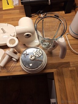 Robot Moulimex + prislusenstvi - 3