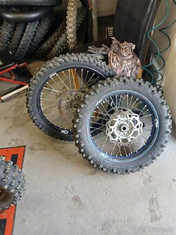 Kola yamaha wr,yzf - 3