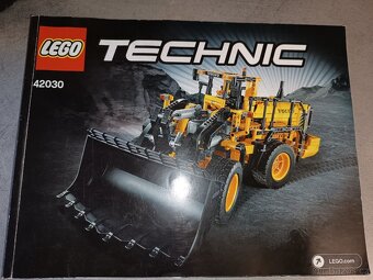 Lego Technic 42030 Volvo L 350F kolový nakladač - 3