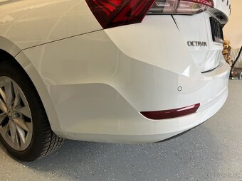 Zadní nárazník Škoda Octavia IV bílá Moon - 3